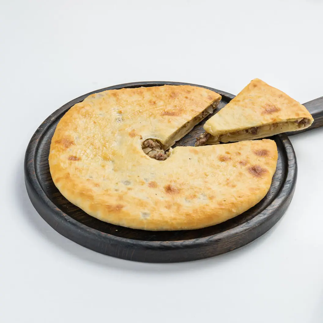 Чайхана Бирюза: Осетинский пирог с мясом и капустой