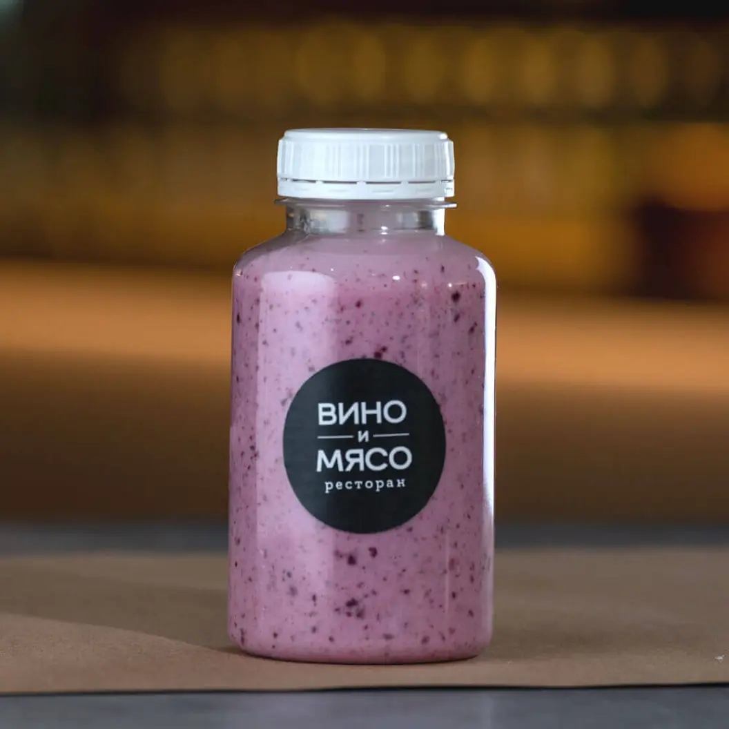 Ресторан Вино и Мясо: Смузи Банан с черной смородиной