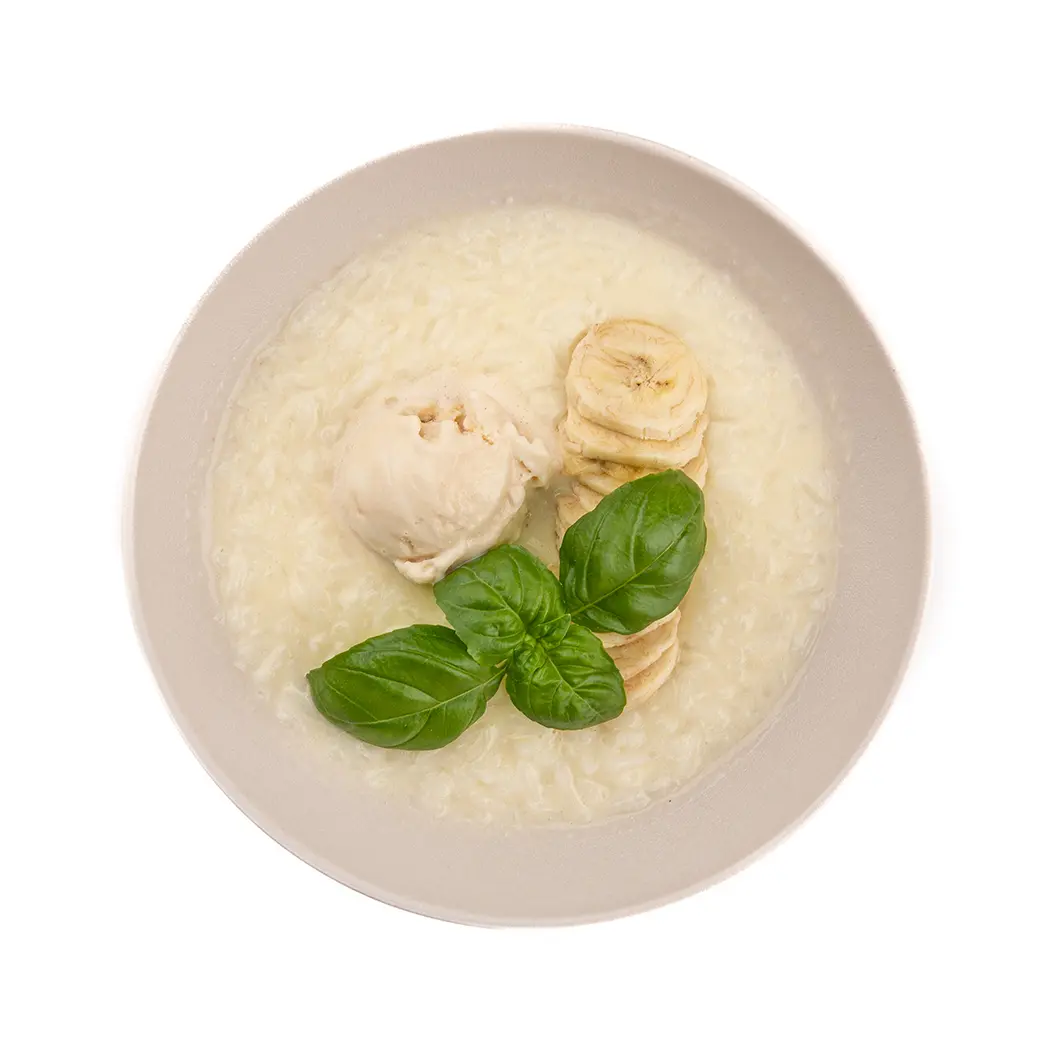 Пряный Кролик: Рисовая каша с бананом и кофейным джелато