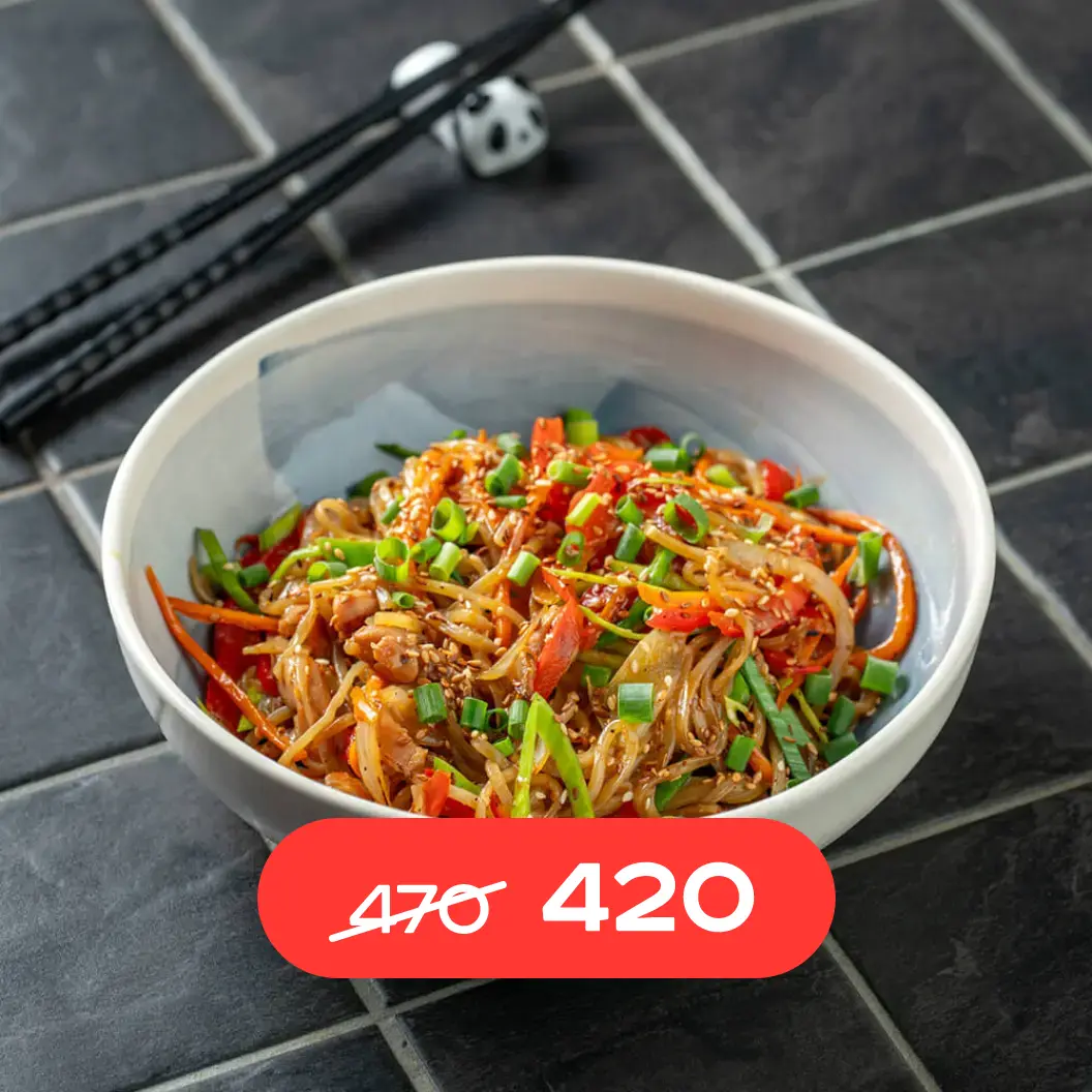 MINBO: Лапша с курицей и соусом терияки