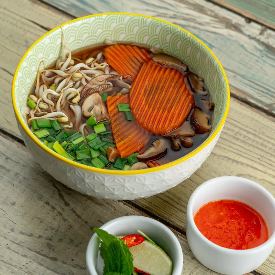 Луна и Черепаха: Суп на овощном бульоне