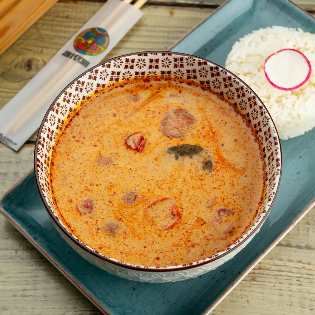 undefined: Том ям