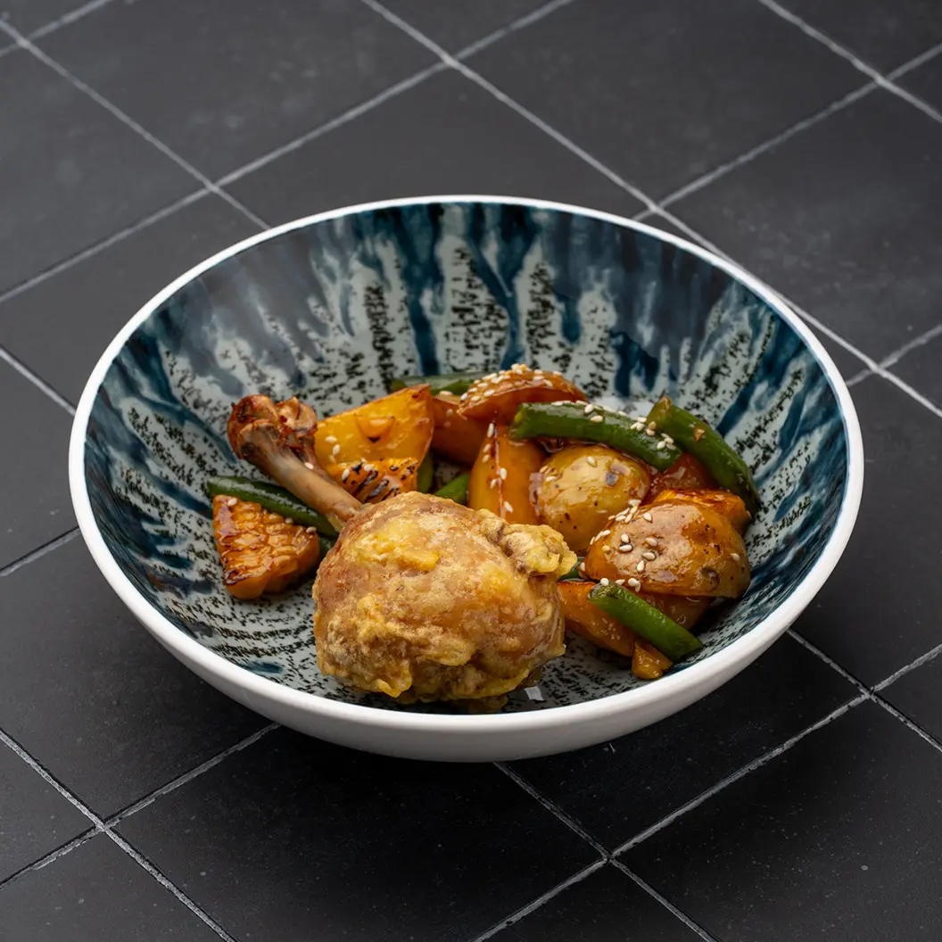 MINBO: Куриная ножка с картофелем терияки