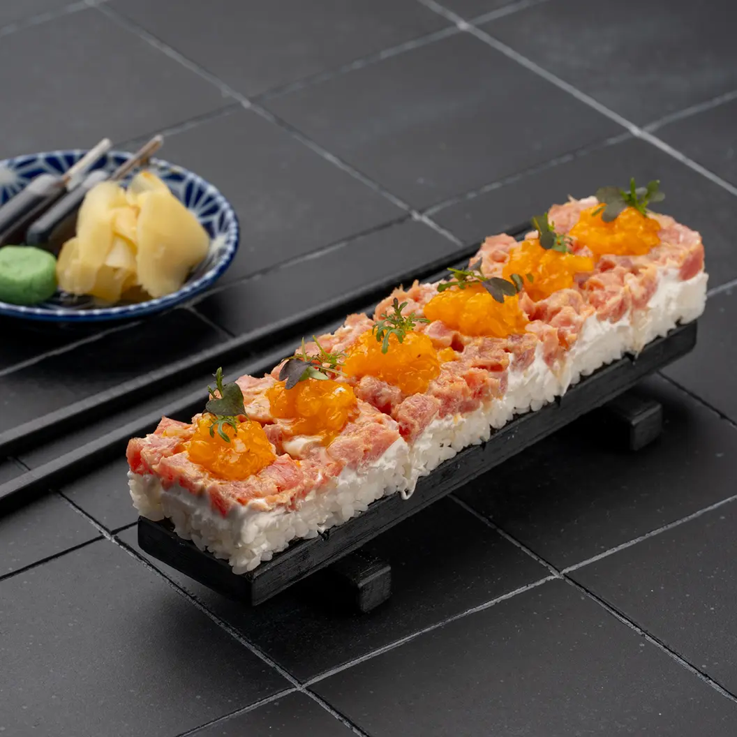 MINBO: Оши суши с тунцом и мандарином