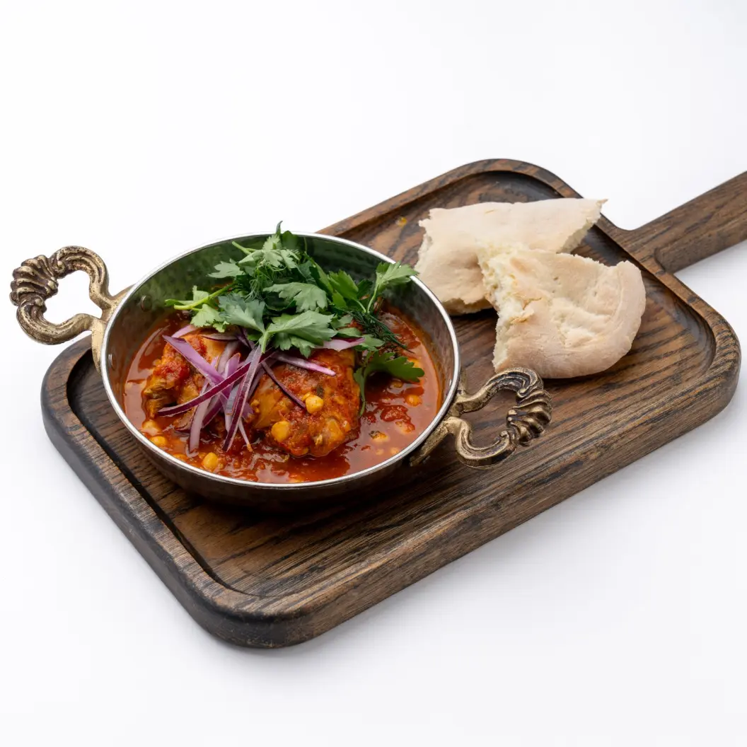 Нино играет в домино: Чахобили с нутом