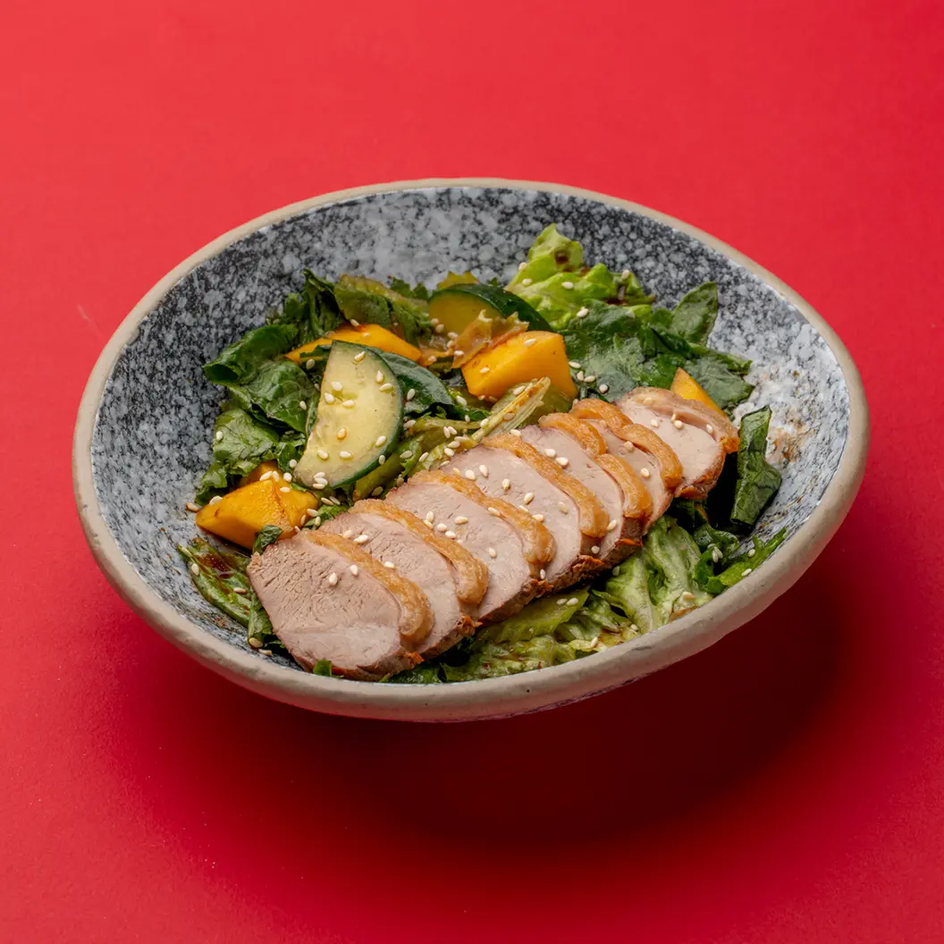 Луна и Черепаха: Салат с уткой по-пекински