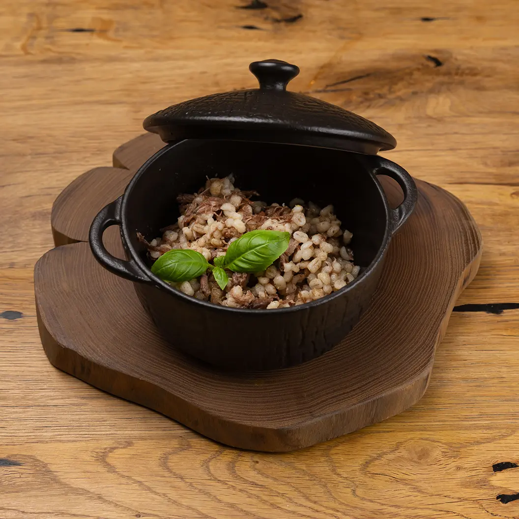 Сыр Бор: Перловая каша по-походному с томленой говядиной