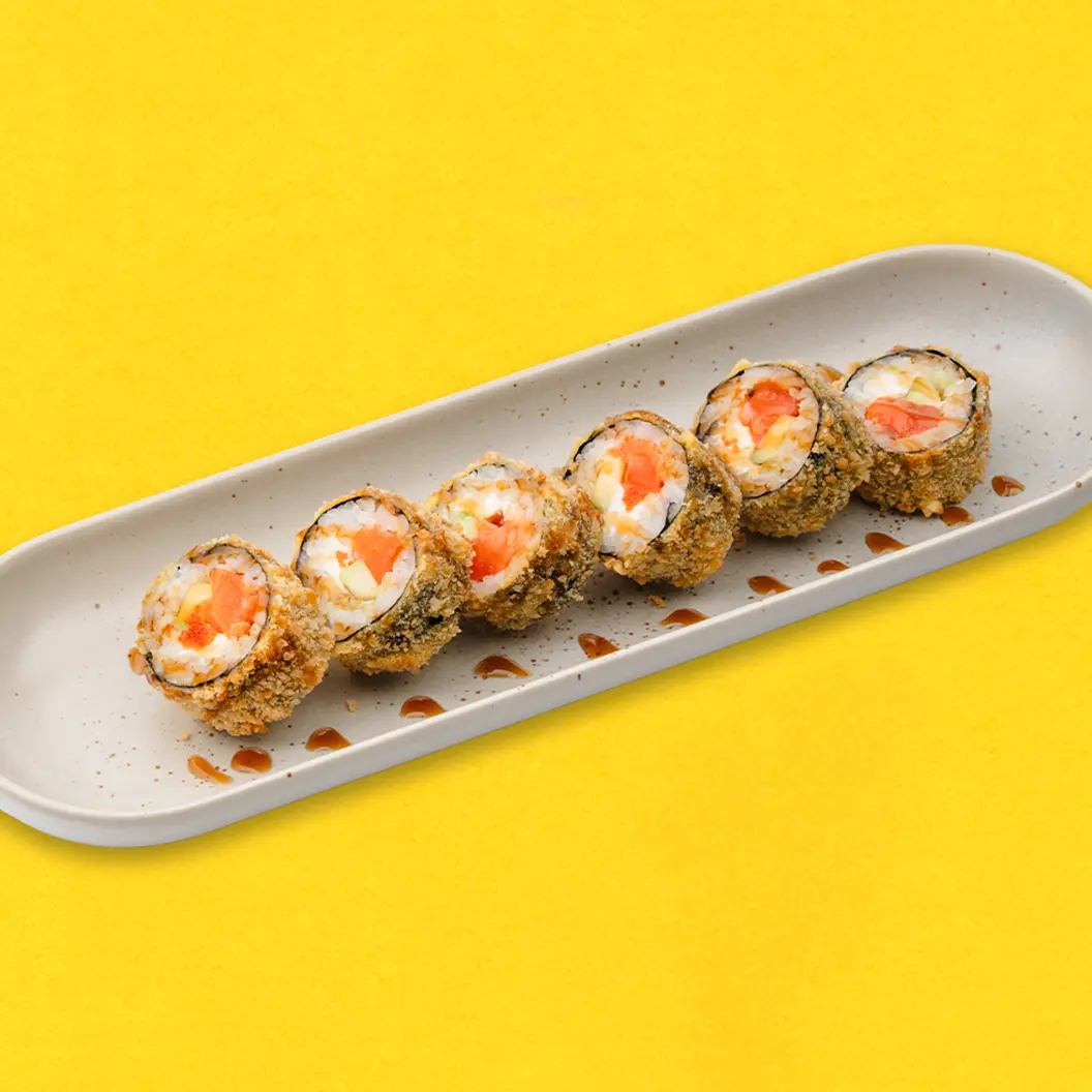 Чико: Темпура ролл лосось-унаги