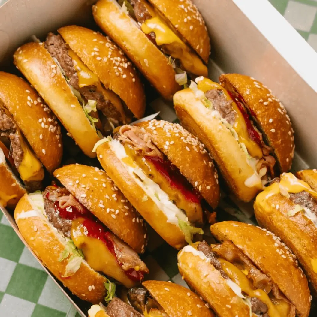 Ронни Дайнер: Бургер кейс 9