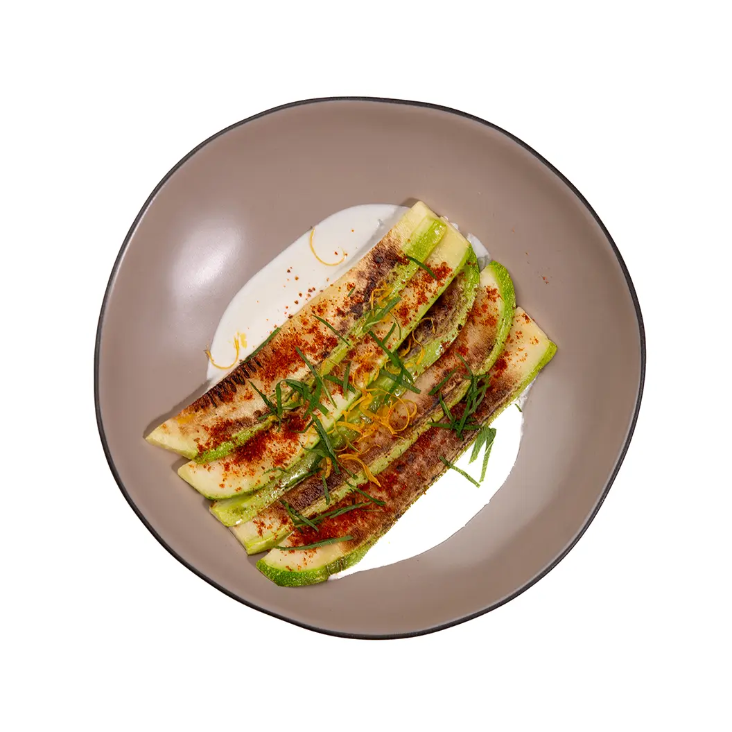 Пряный Кролик: Цукини на гриле с сыром фета и греческим йогуртом