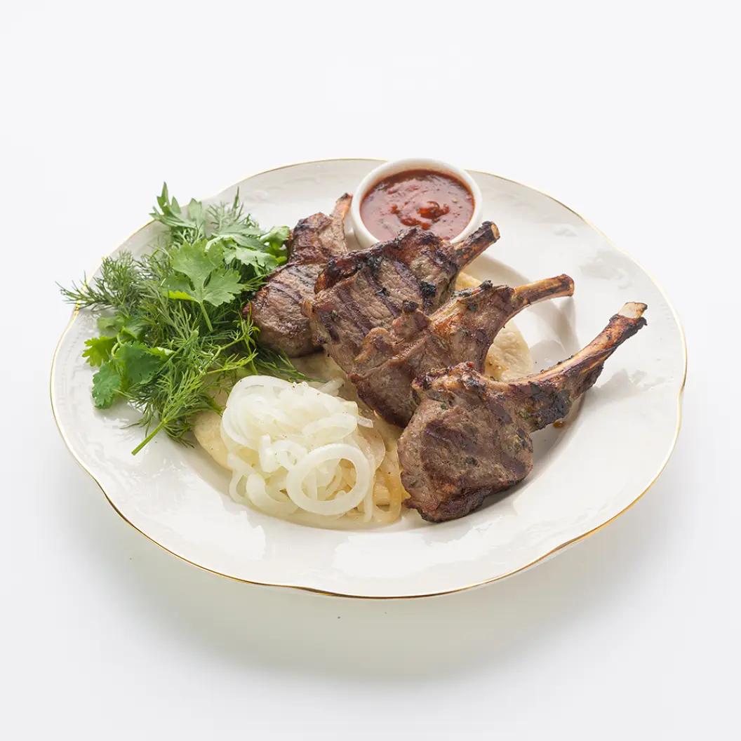 Чайхана Бирюза: Каре барашка на углях