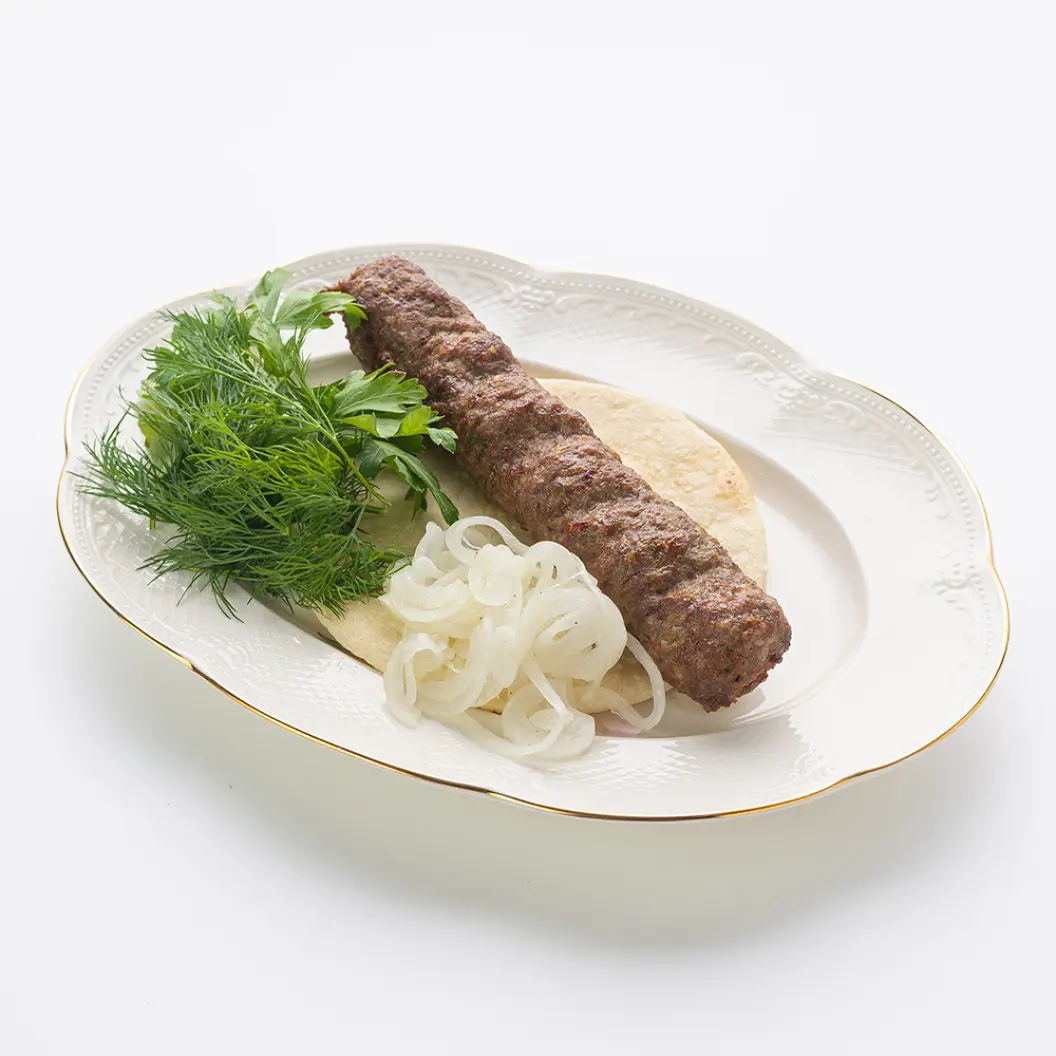 Чайхана Бирюза: Кебаби из свинины и говядины