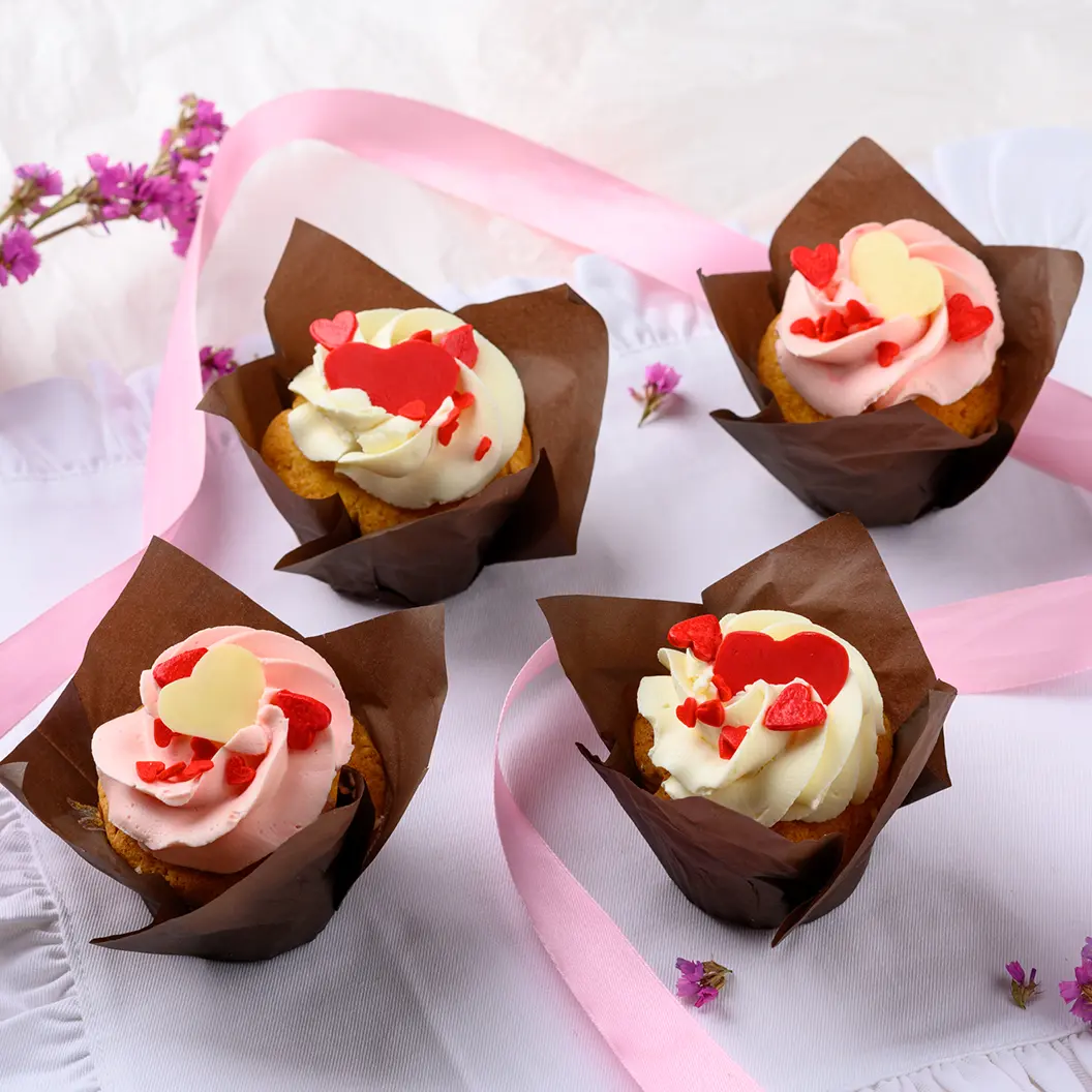 Нино играет в домино: Набор маффинов