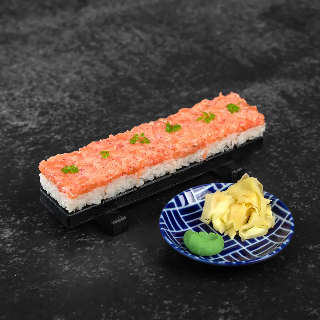 MINBO: Оши суши со спайси лососем