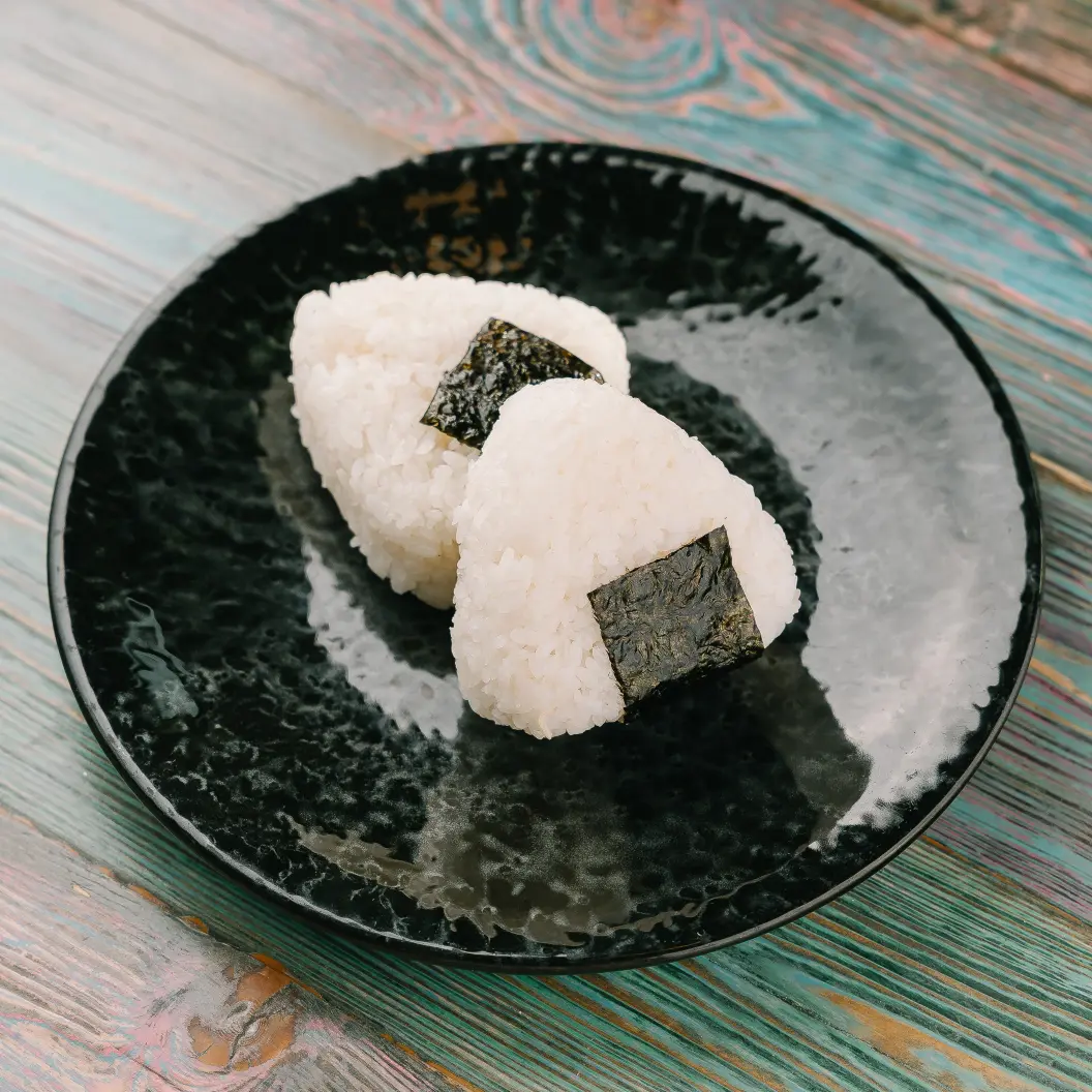 Луна и Черепаха: Онигири с курицей