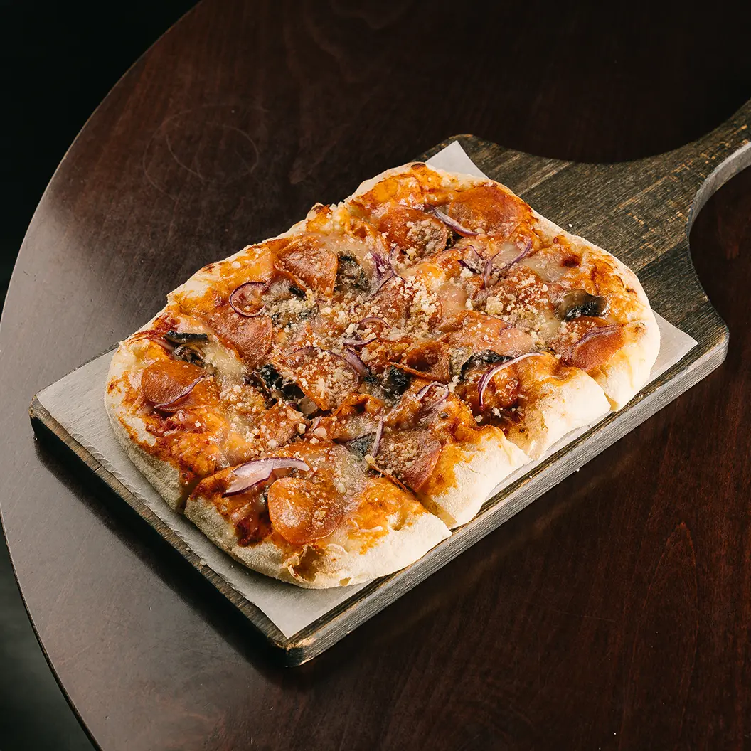 Пряный Кролик: Пицца Пепперони