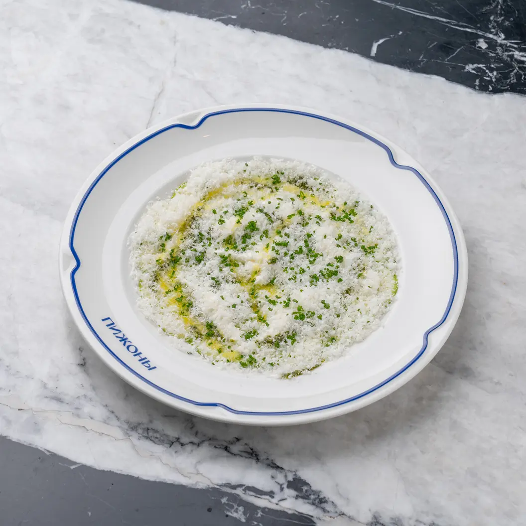 Пижоны: Карпаччо цукини с пармезаном, страчателлой