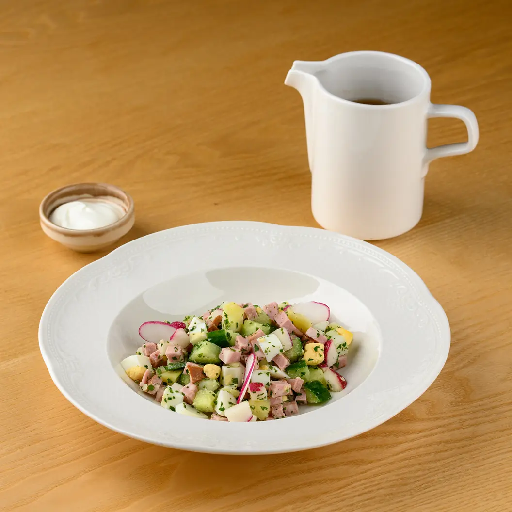 Кофе Семь: Окрошка с колбасой на квасе