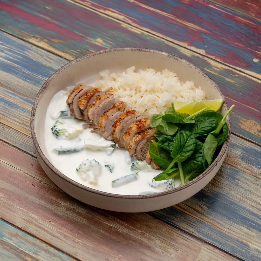 Луна и Черепаха: Стейк из утки с брокколи и кокосовым соусом