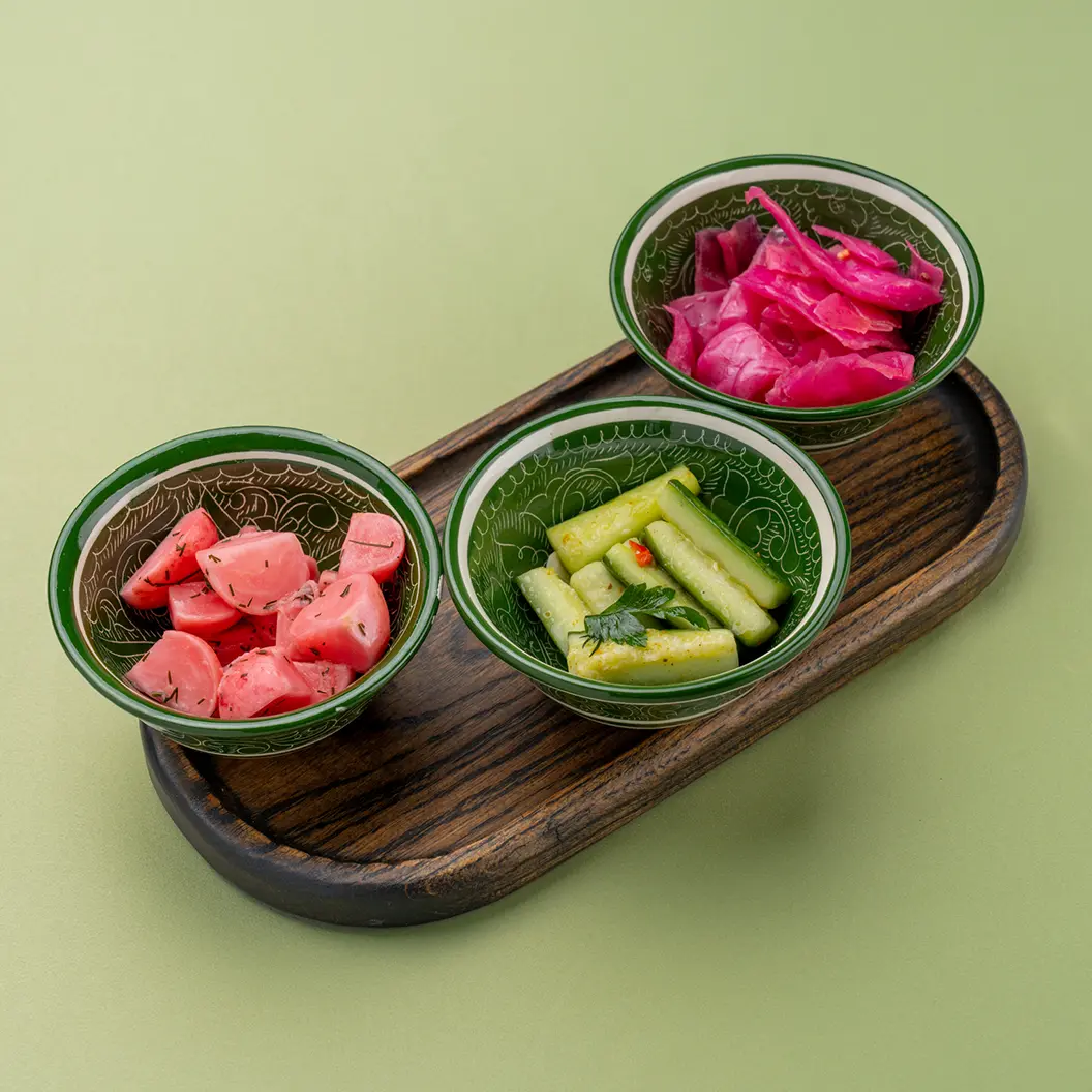 Нино играет в домино: Сет разносолов