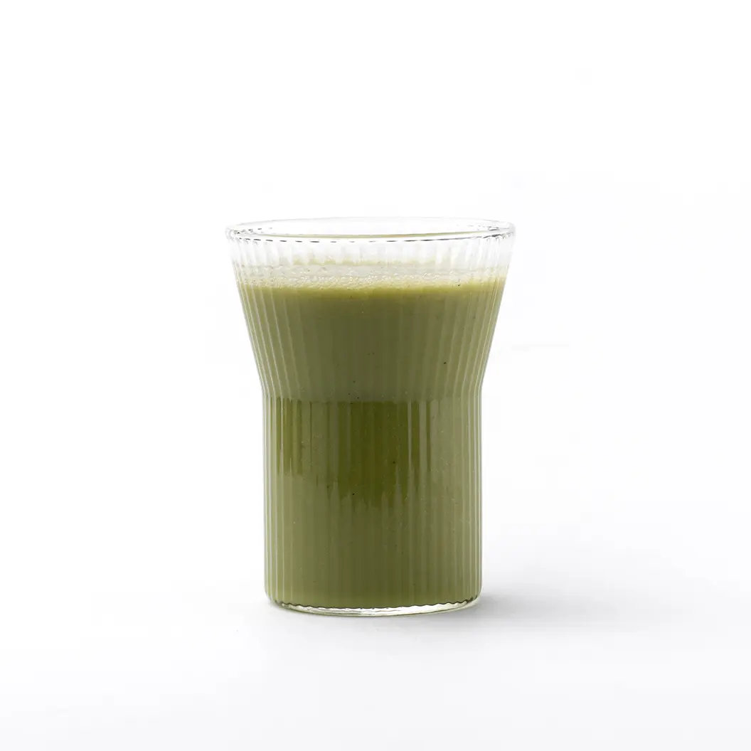 Луна и Черепаха: Смузи с авокадо, бананом и шпинатом