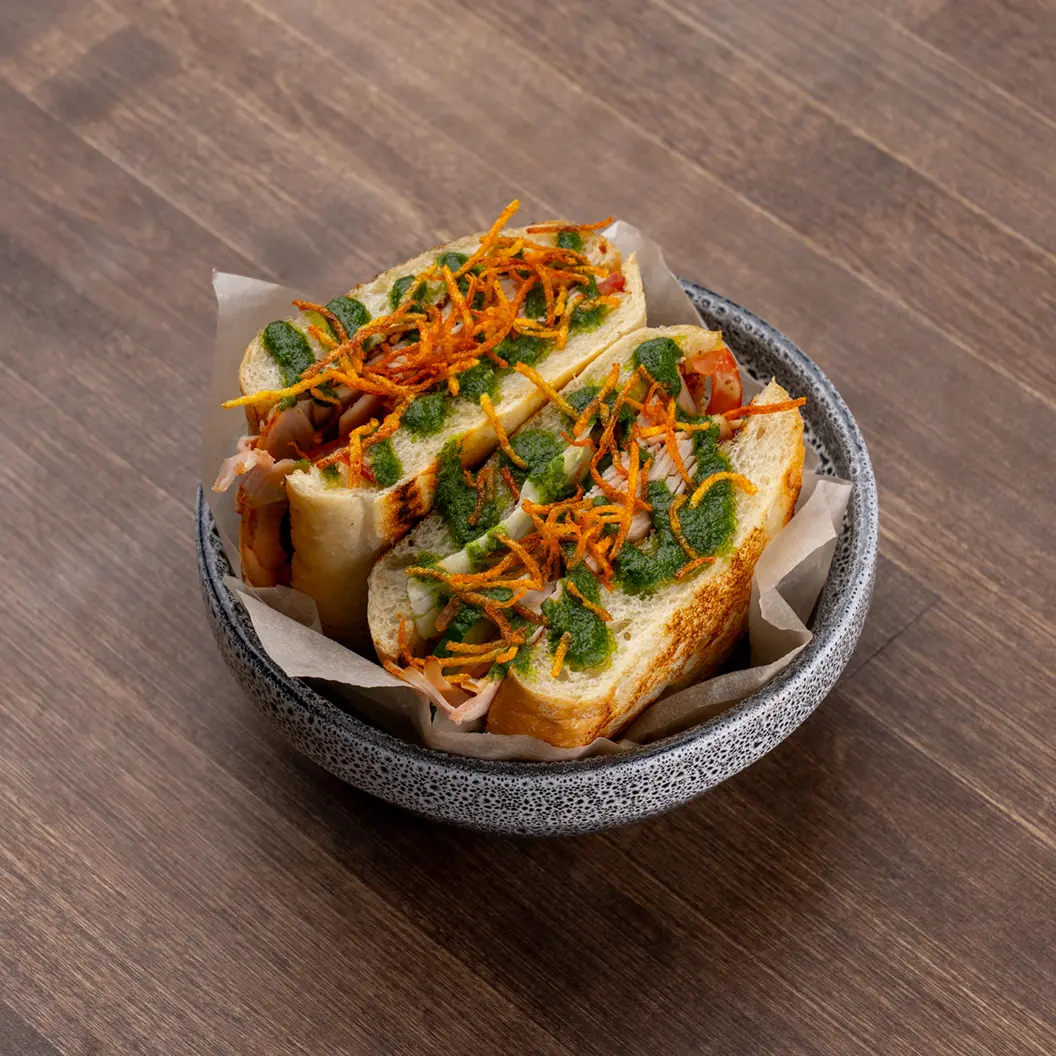 Юпитер 5 и Так или Иначос: Сендвич с бужениной из индейки