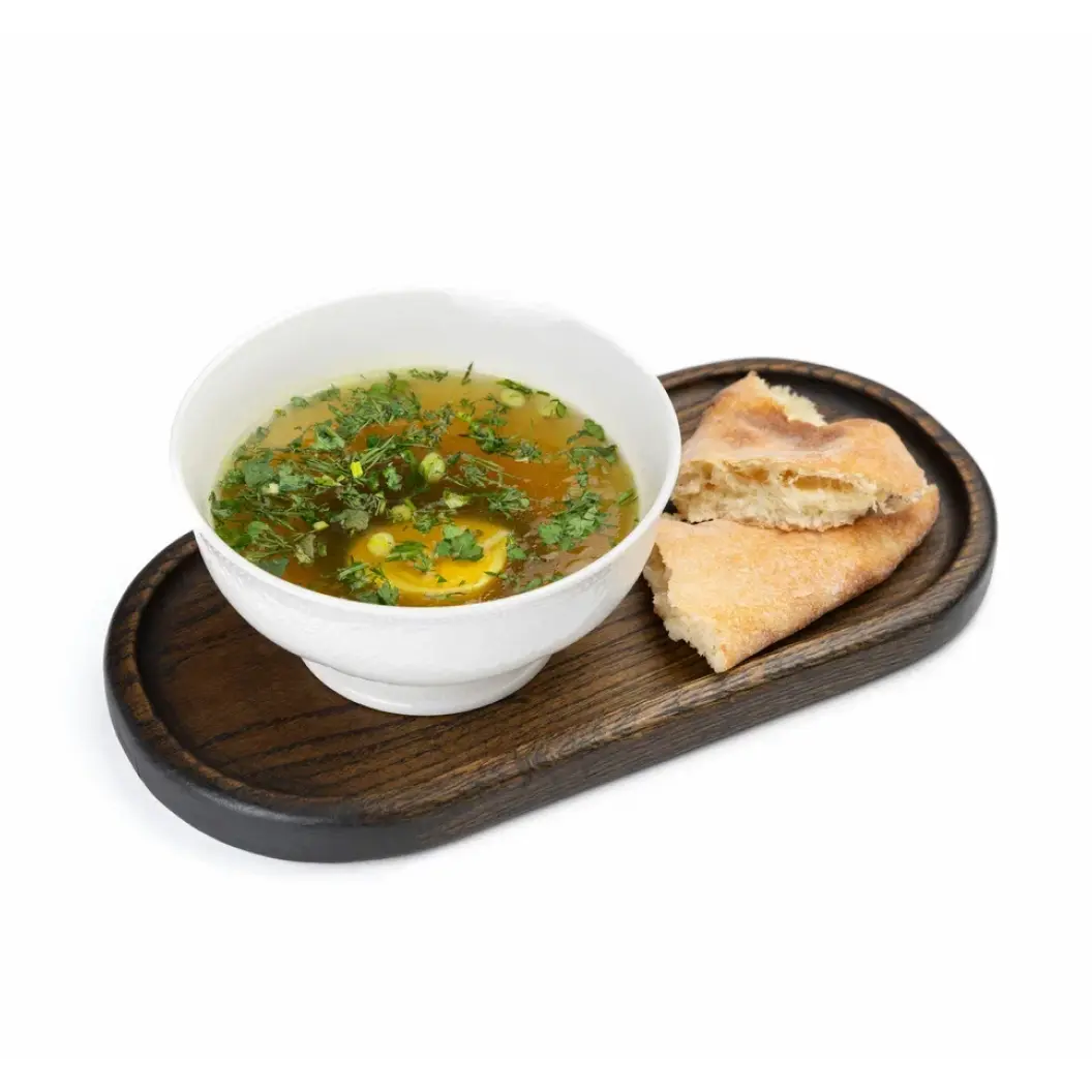 Нино играет в домино: Куриный бульон с яйцом