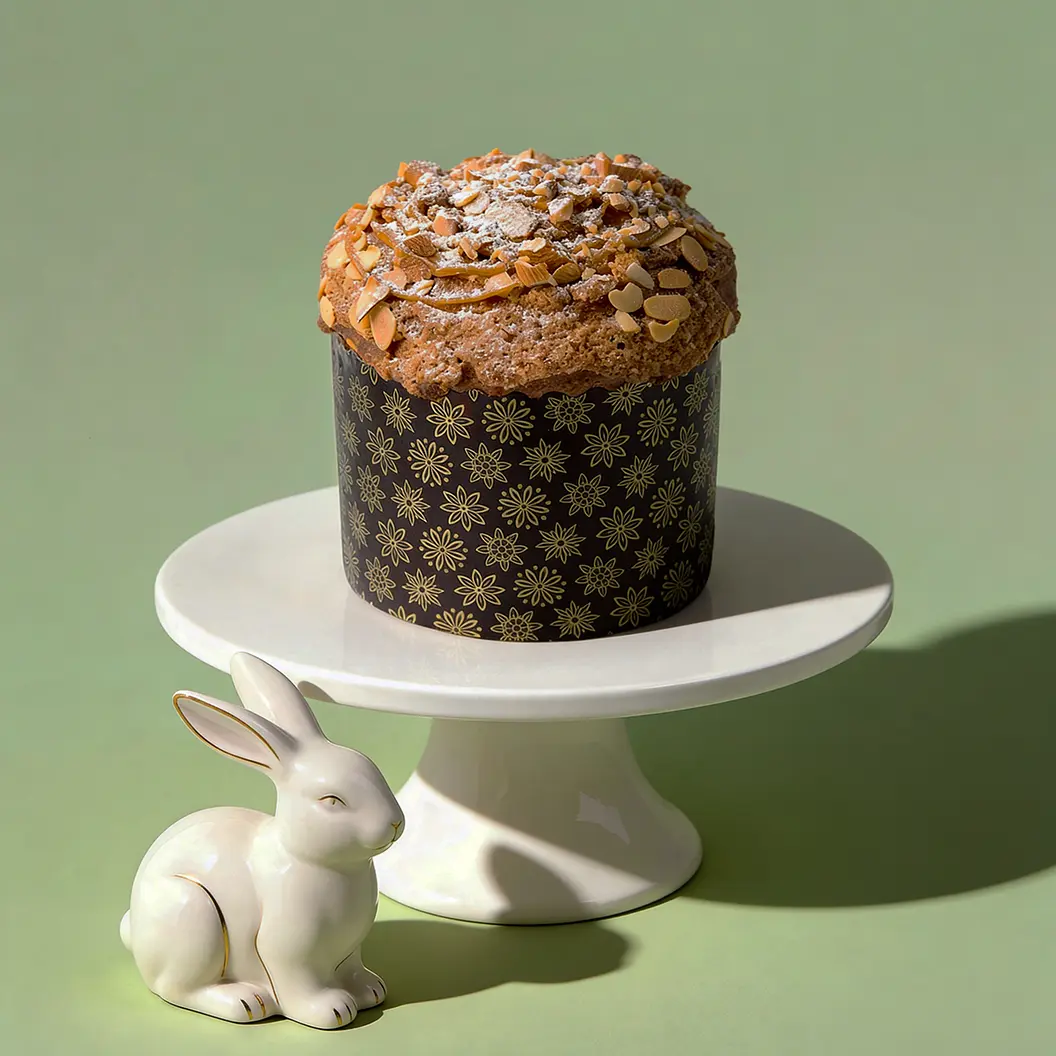 Frensis: Кулич с вареной сгущенкой и карамельно-ореховой корочкой