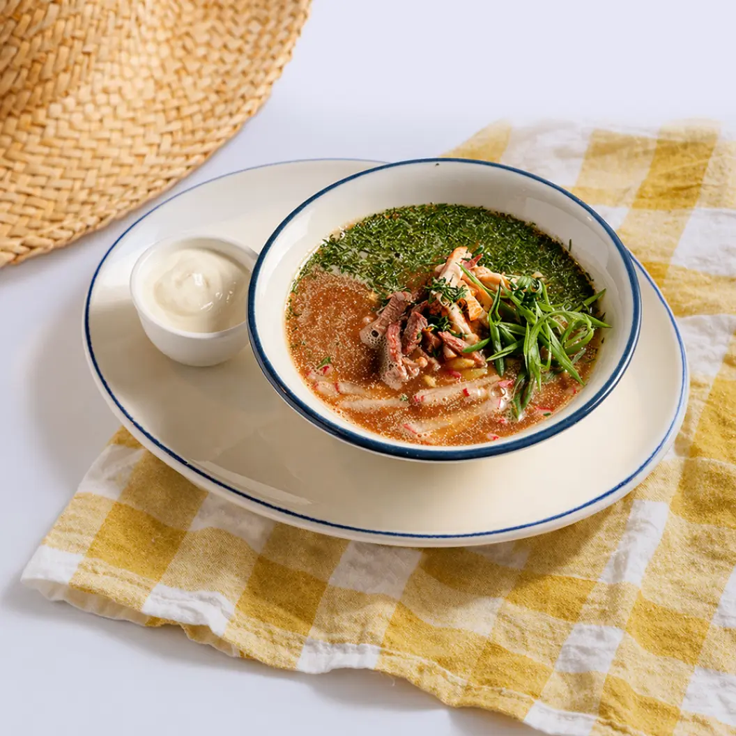 Ялта: Окрошка мясная на квасе