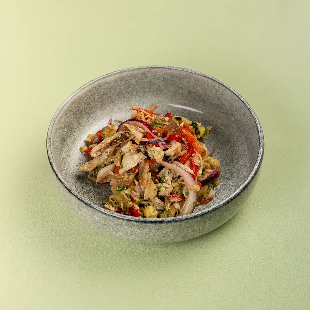 Нино играет в домино: Ацецели