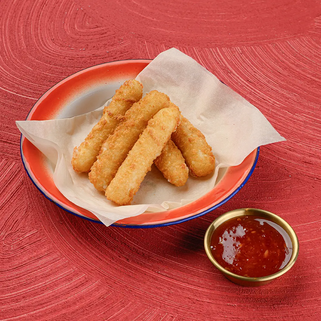 Игры Красных Тигров. Скоро открытие!: Сырные палочки с соусом на выбор