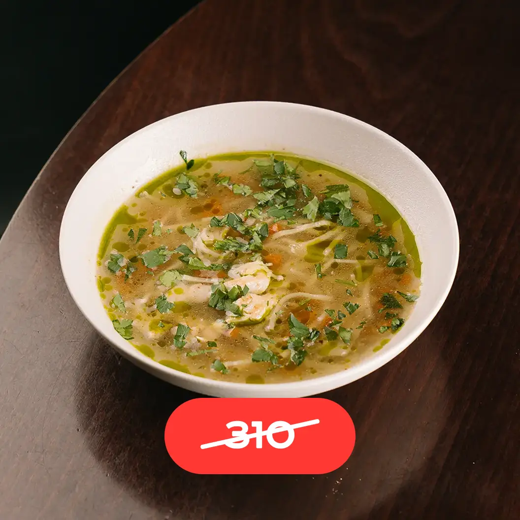 Пряный Кролик: Куриный суп с домашней лапшой