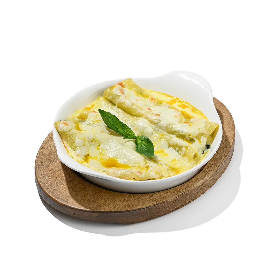 Мама Пицца: Каннеллони с курицей, шпинатом и лимонным соусом бешамель