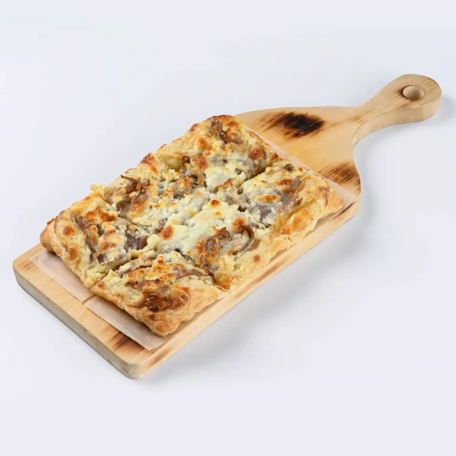 Ялта: Пеновани с бужениной и чесночным соусом